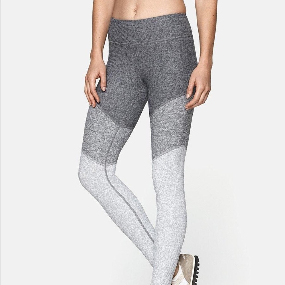 Outdoor Voices grey spring leggings